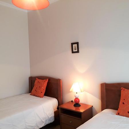 T2 Tahiti - Terraco, Familiar, Garagem, Wifi Daire Quarteira Dış mekan fotoğraf
