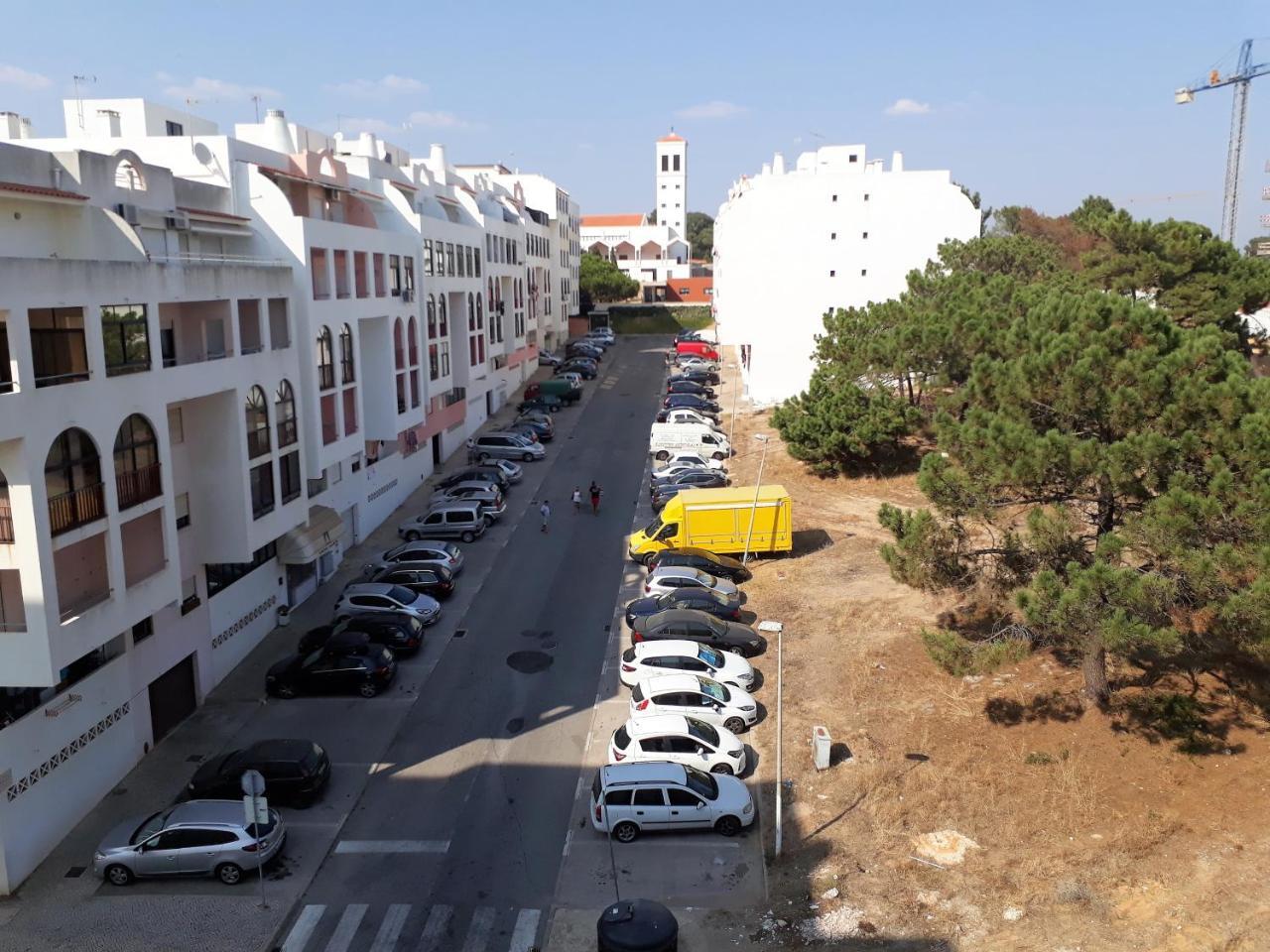 T2 Tahiti - Terraco, Familiar, Garagem, Wifi Daire Quarteira Dış mekan fotoğraf
