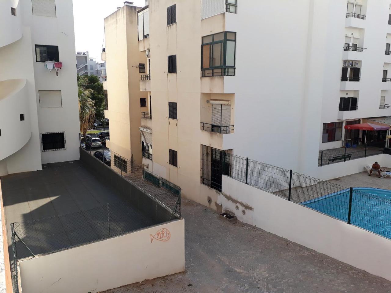 T2 Tahiti - Terraco, Familiar, Garagem, Wifi Daire Quarteira Dış mekan fotoğraf