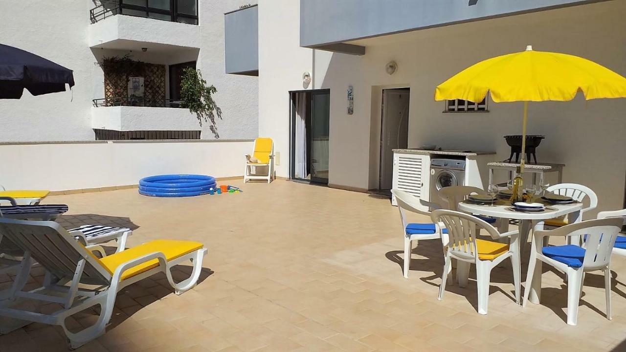T2 Tahiti - Terraco, Familiar, Garagem, Wifi Daire Quarteira Dış mekan fotoğraf