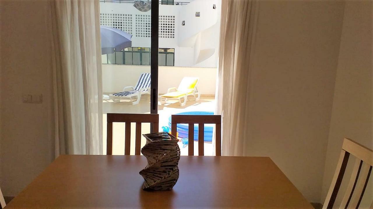T2 Tahiti - Terraco, Familiar, Garagem, Wifi Daire Quarteira Dış mekan fotoğraf